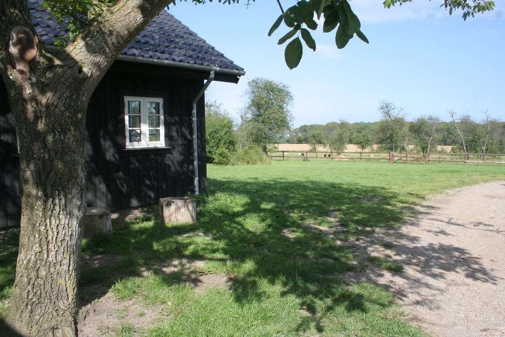 Teglgaarden Bed & Breakfast Vindeby  エクステリア 写真